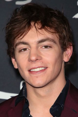 Ross Lynch, photo 2 of 3