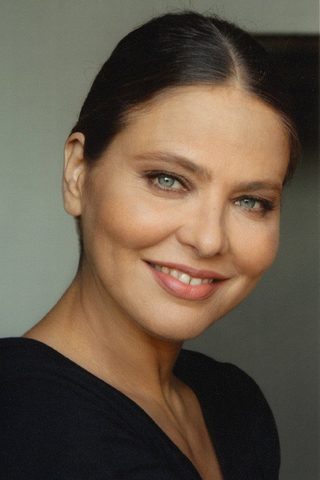 Ornella Muti, photo 1 of 3
