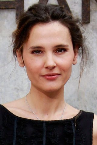 Virginie Ledoyen, photo 2 of 3
