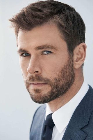 Chris Hemsworth, photo 3 of 3