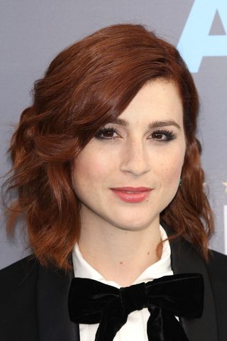 Aya Cash, photo 1 of 3