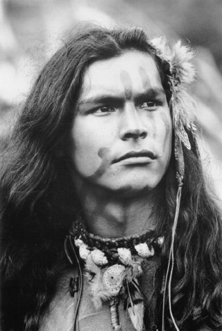 Adam Beach, photo 3 of 3