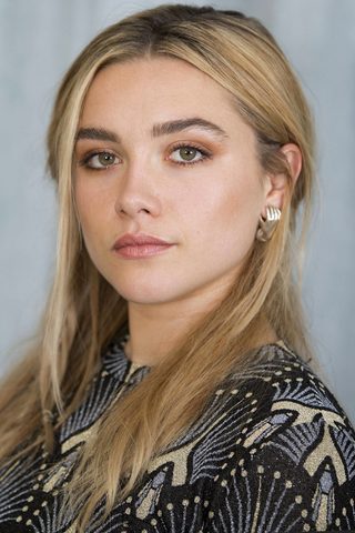 Florence Pugh, photo 2 of 3