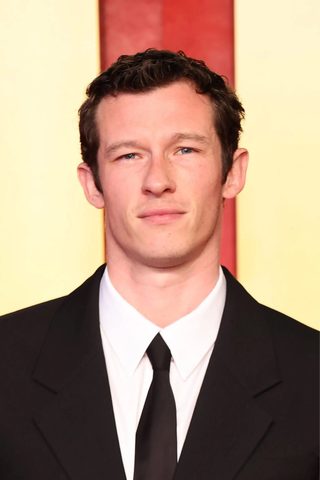 Callum Turner, photo 3 of 3