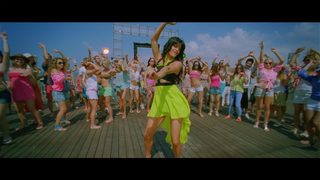 Race 2 still 8