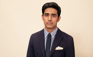 Suraj Sharma, photo 2 of 3