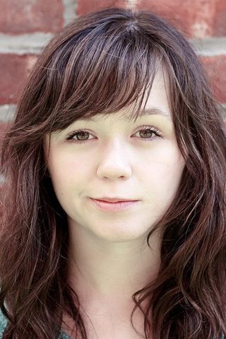 Emily Skeggs, photo 2 of 3