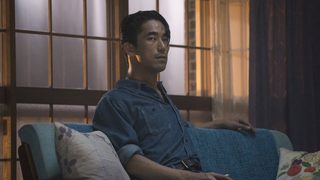 Earthquake Bird still 4