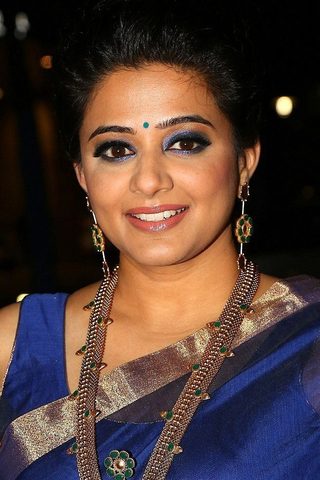 Priyamani, photo 1 of 3