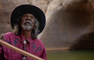 Goldstone still 4