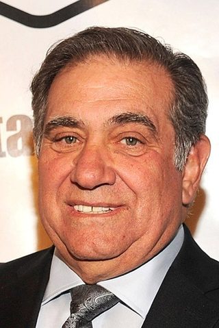 Dan Lauria, photo 1 of 3
