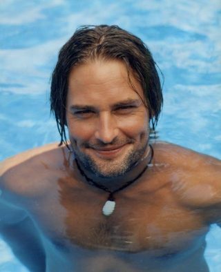 Josh Holloway, photo 3 of 3