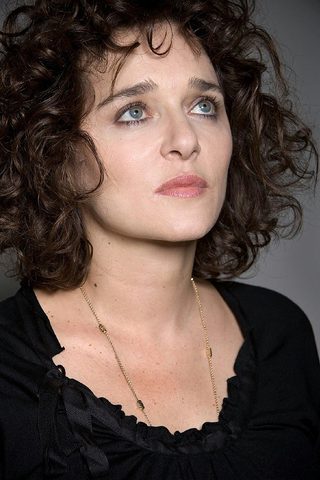 Valeria Golino, photo 1 of 3