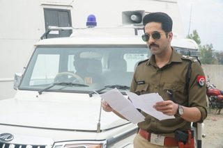 Article 15 still 5