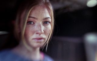 Earthfall still 1