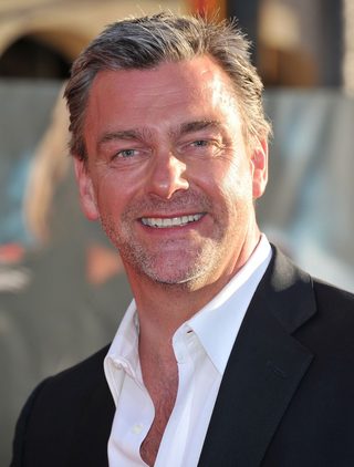 Ray Stevenson, photo 1 of 3