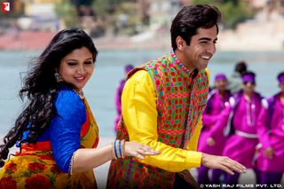 Dum Laga Ke Haisha still 2