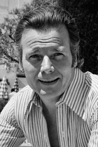 Jean Piat, photo 1 of 3
