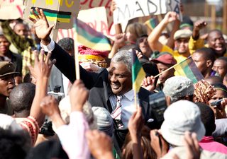Mandela: Long Walk to Freedom still 6