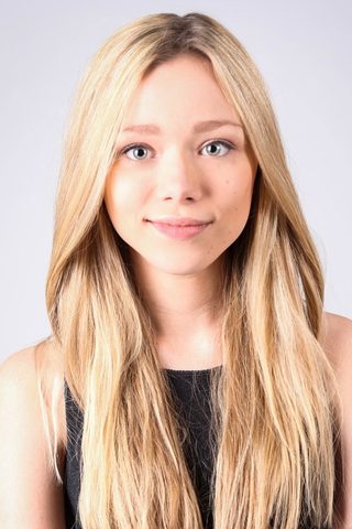 Ivanna Sakhno, photo 1 of 3