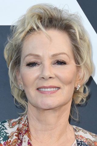 Jean Smart, photo 2 of 3
