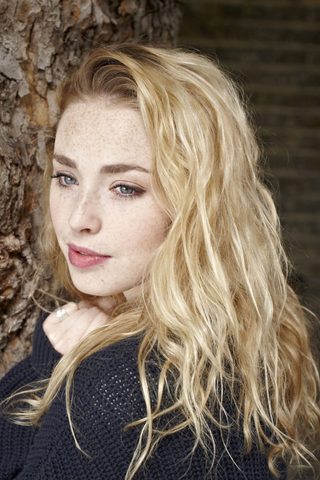 Freya Mavor, photo 3 of 3