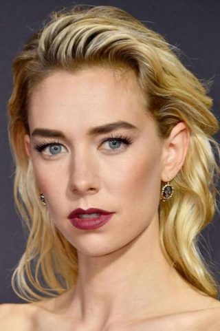 Vanessa Kirby, photo 3 of 3