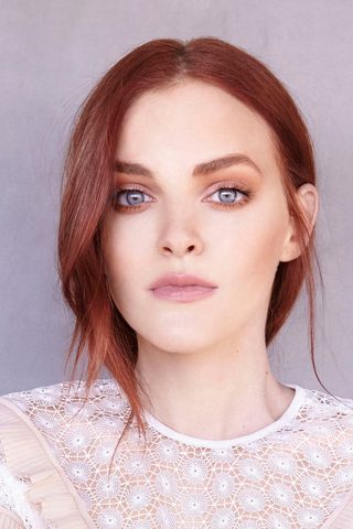 Madeline Brewer, photo 1 of 3