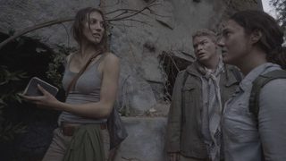 Tomb Invader still 4