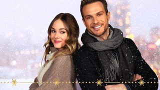 Christmas on Ice still 7