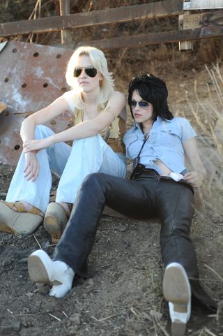The Runaways still 7