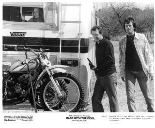 Race with the Devil still 4
