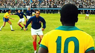 Pelé: Birth of a Legend still 2
