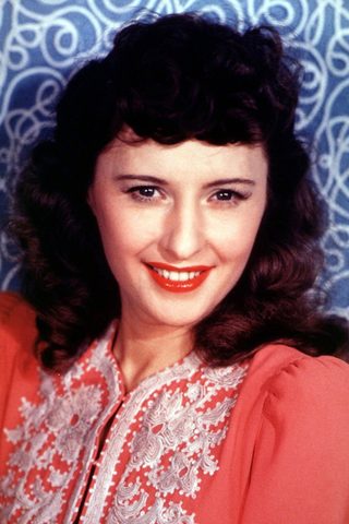 Barbara Stanwyck, photo 1 of 3