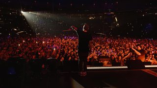 Stans still 3