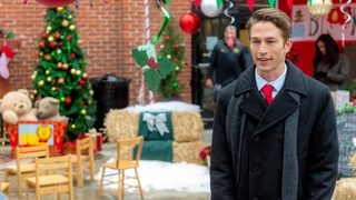 Sharing Christmas still 4