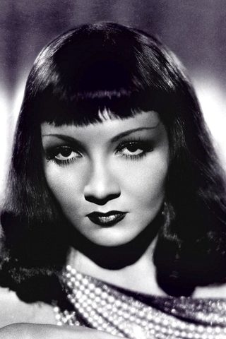 Claudette Colbert, photo 3 of 3