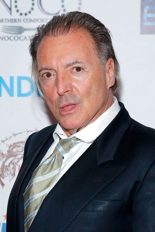 Armand Assante, photo 3 of 3