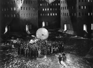 Metropolis still 2
