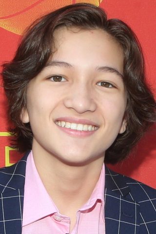 Teo Briones, photo 1 of 3