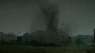 Night of the Twisters still 3