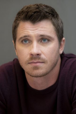 Garrett Hedlund, photo 1 of 3