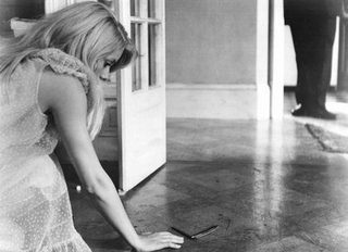 Repulsion still 3