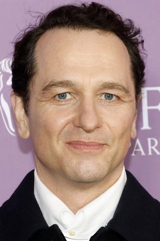 Matthew Rhys, photo 2 of 3