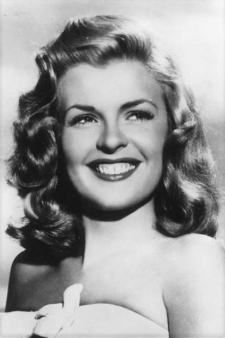 Peggy Knudsen, photo 2 of 3