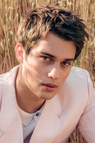Nicholas Galitzine, photo 2 of 3
