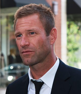 Aaron Eckhart, photo 3 of 3