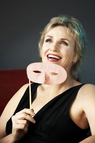 Jane Lynch, photo 2 of 3