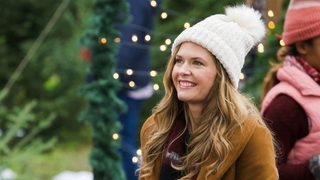 A Lot Like Christmas still 3