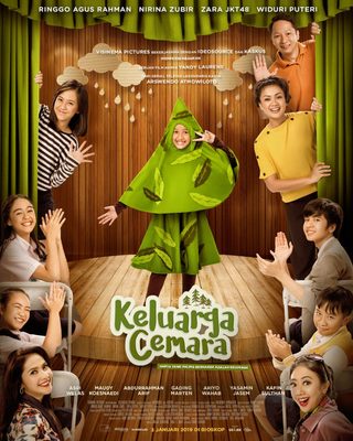 Cemara's Family still 8